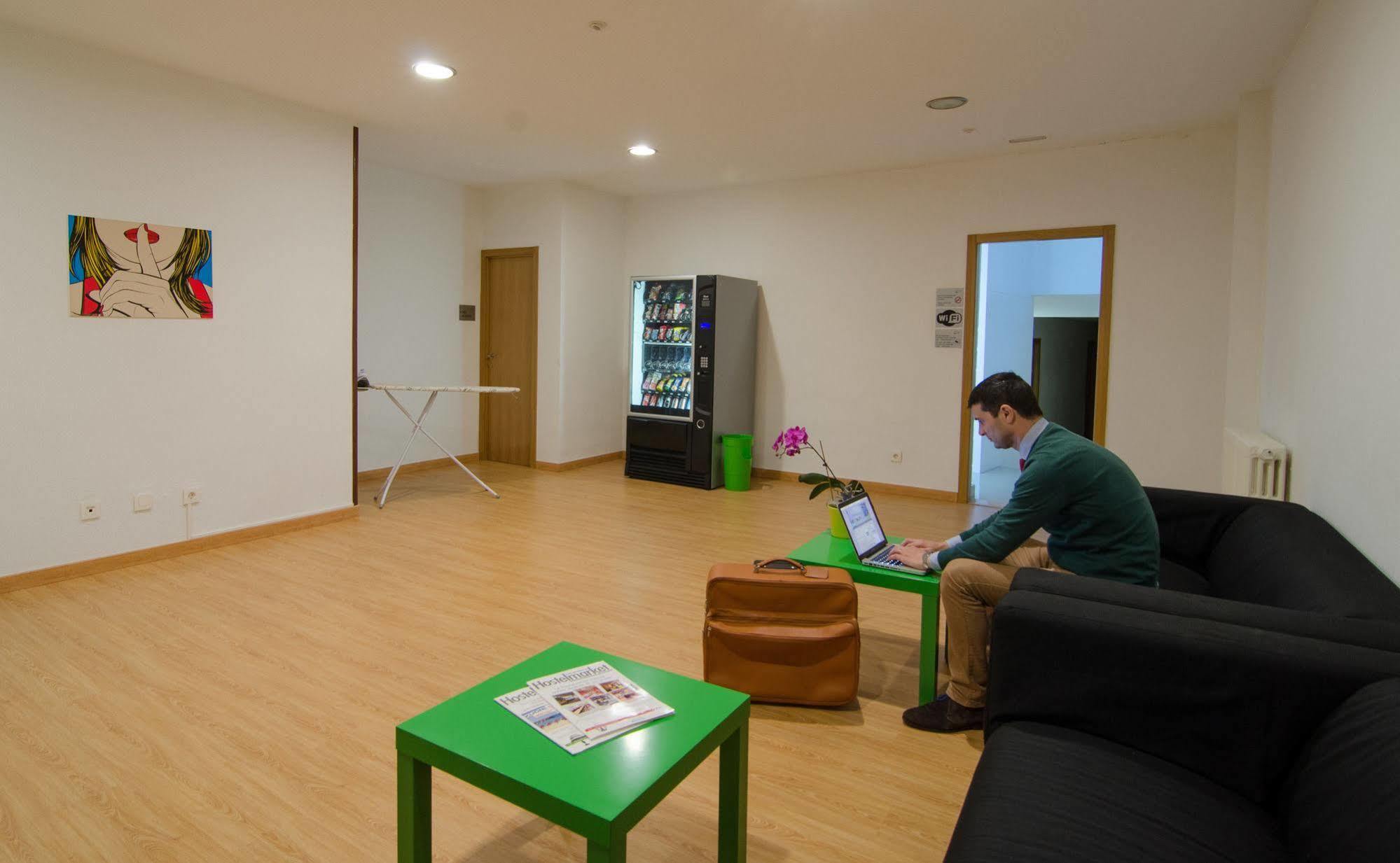 Hotel Centro Vitoria Autocheckin المظهر الخارجي الصورة